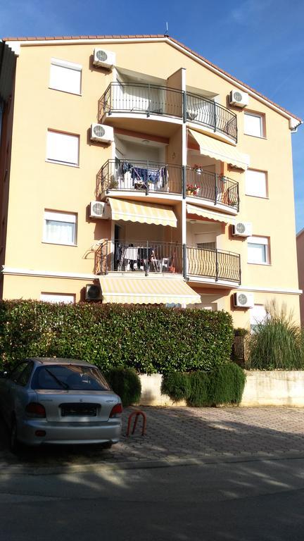 Apartment Pula Relax Экстерьер фото
